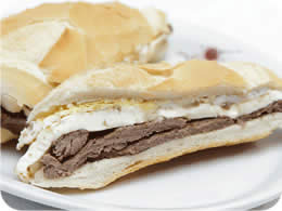 Contra Filet com ovo e queijo minas