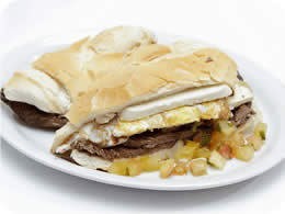 Contra Filet com queijo minas e vinagrete