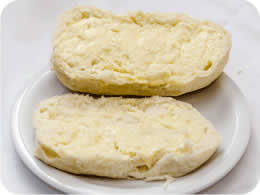 Pão francês com Manteiga