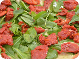 Rucula com Tomate Seco Brotinho