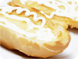 Pão francês com Requeijão