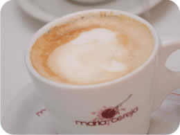 Café com leite pequeno